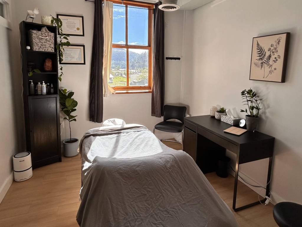 Corner Brick Massage Therapy clinic in Nelson BC offers massage therapy services including prenatal, hot stone, myofascial, neuromuscular, stress and anxiety management, and sports and injury treatments.